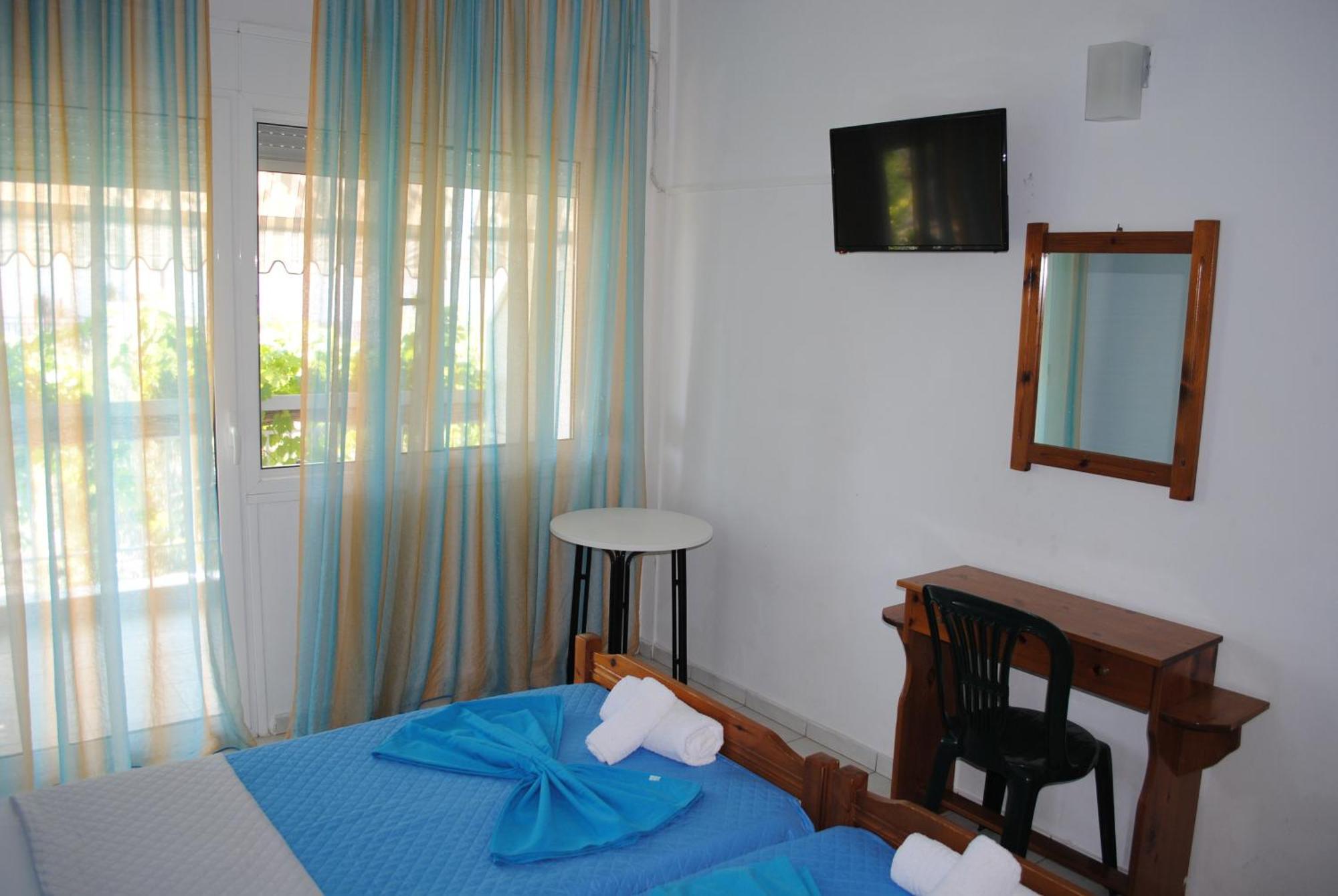 Artemis Apartments Paralia Dionysiou Exterior photo