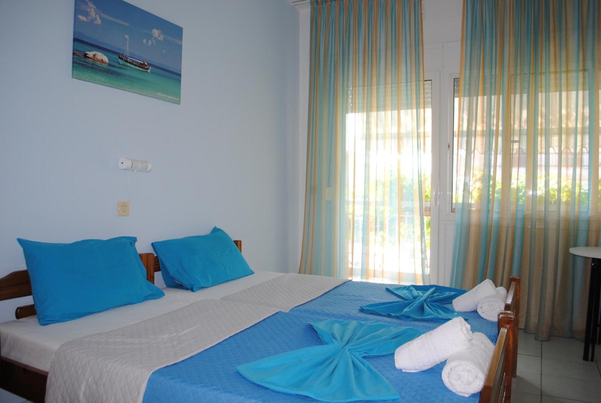 Artemis Apartments Paralia Dionysiou Exterior photo