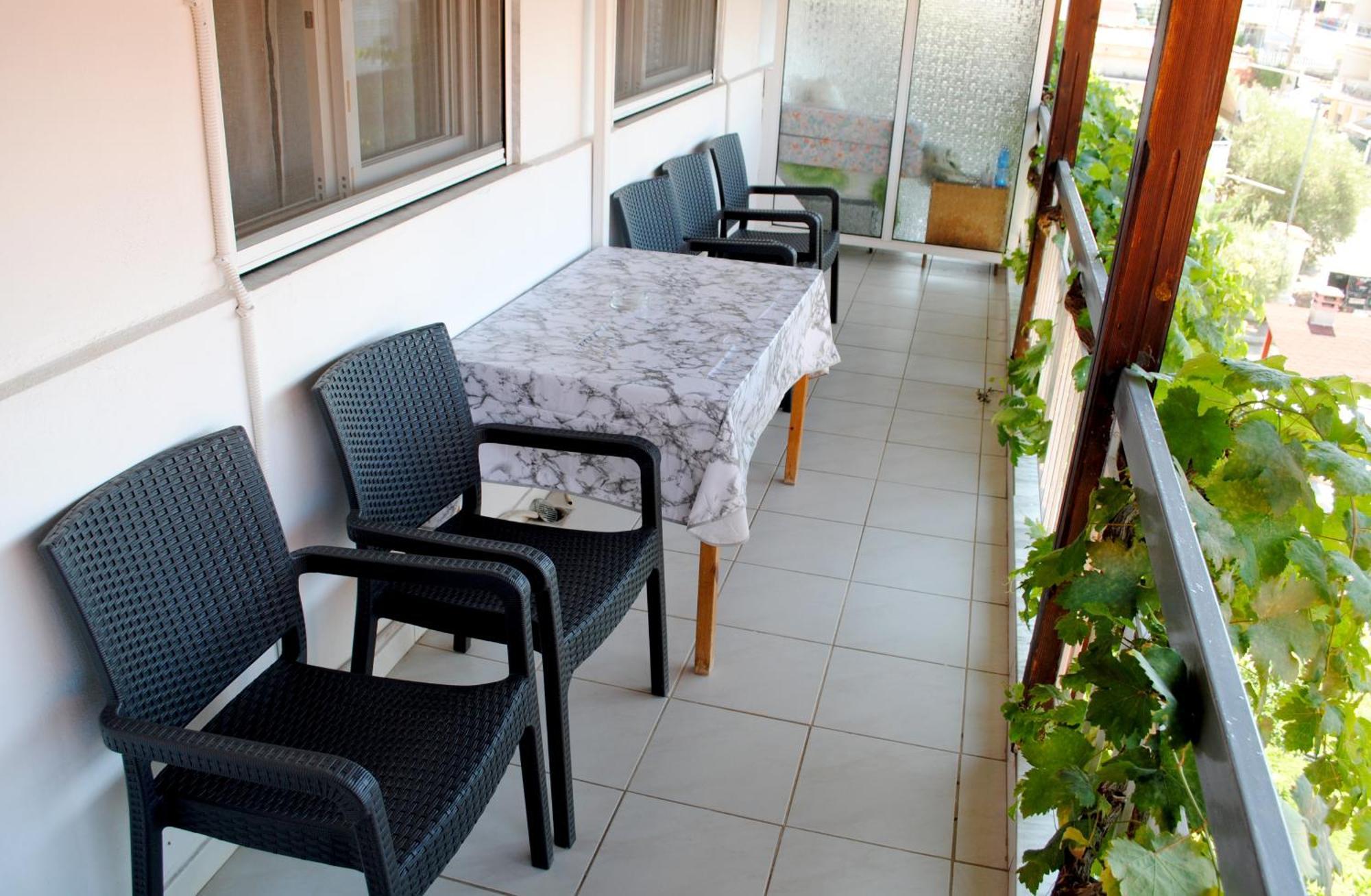 Artemis Apartments Paralia Dionysiou Exterior photo